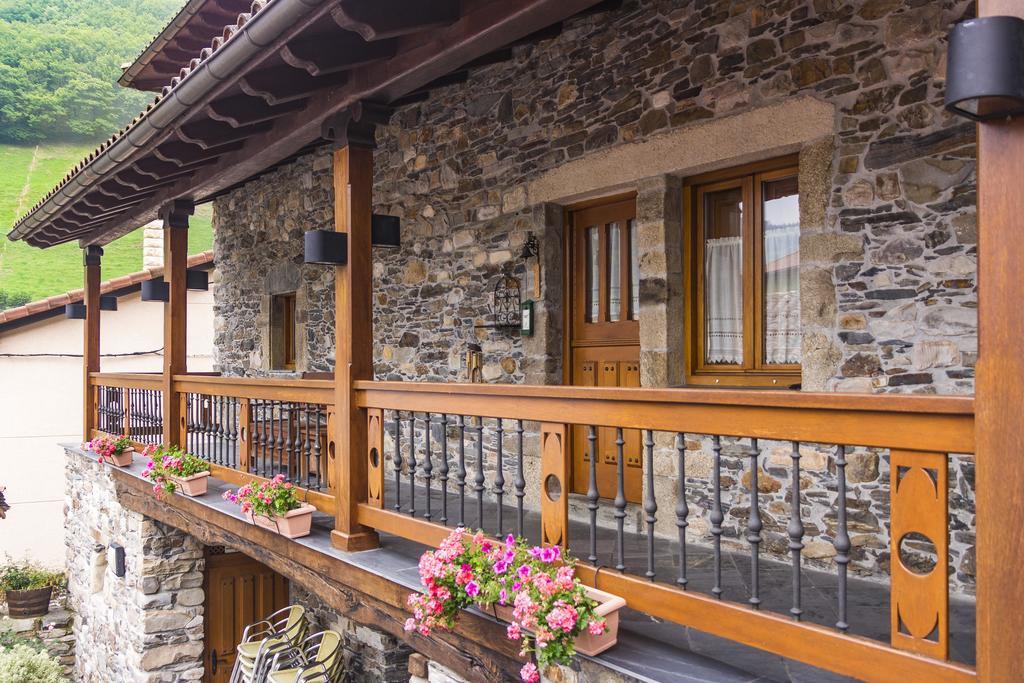 Casa Gayon Apartment Pola De Allande Exterior photo