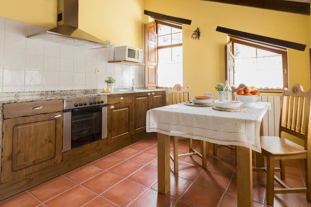 Casa Gayon Apartment Pola De Allande Exterior photo